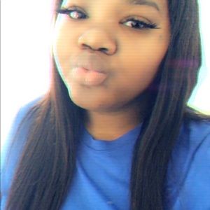 Meet your Posher, Ariel